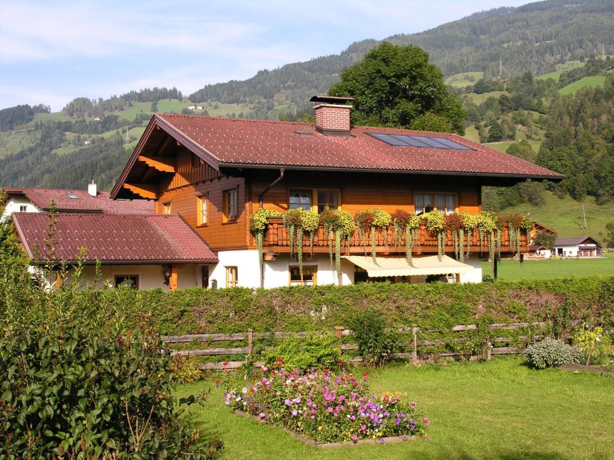 Haus Margit Apartamento Sankt Johann im Pongau Exterior foto