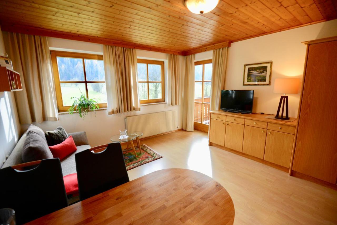 Haus Margit Apartamento Sankt Johann im Pongau Exterior foto