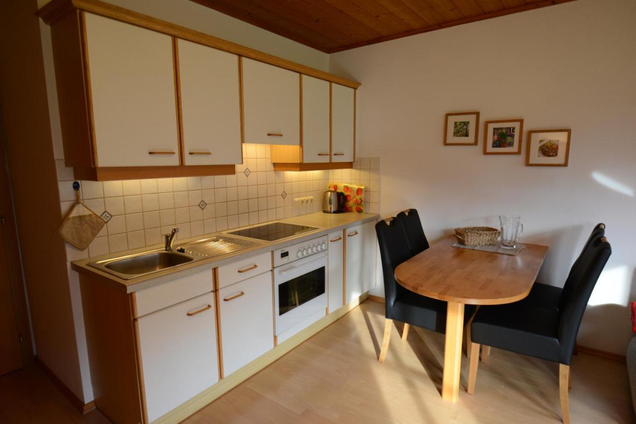Haus Margit Apartamento Sankt Johann im Pongau Exterior foto